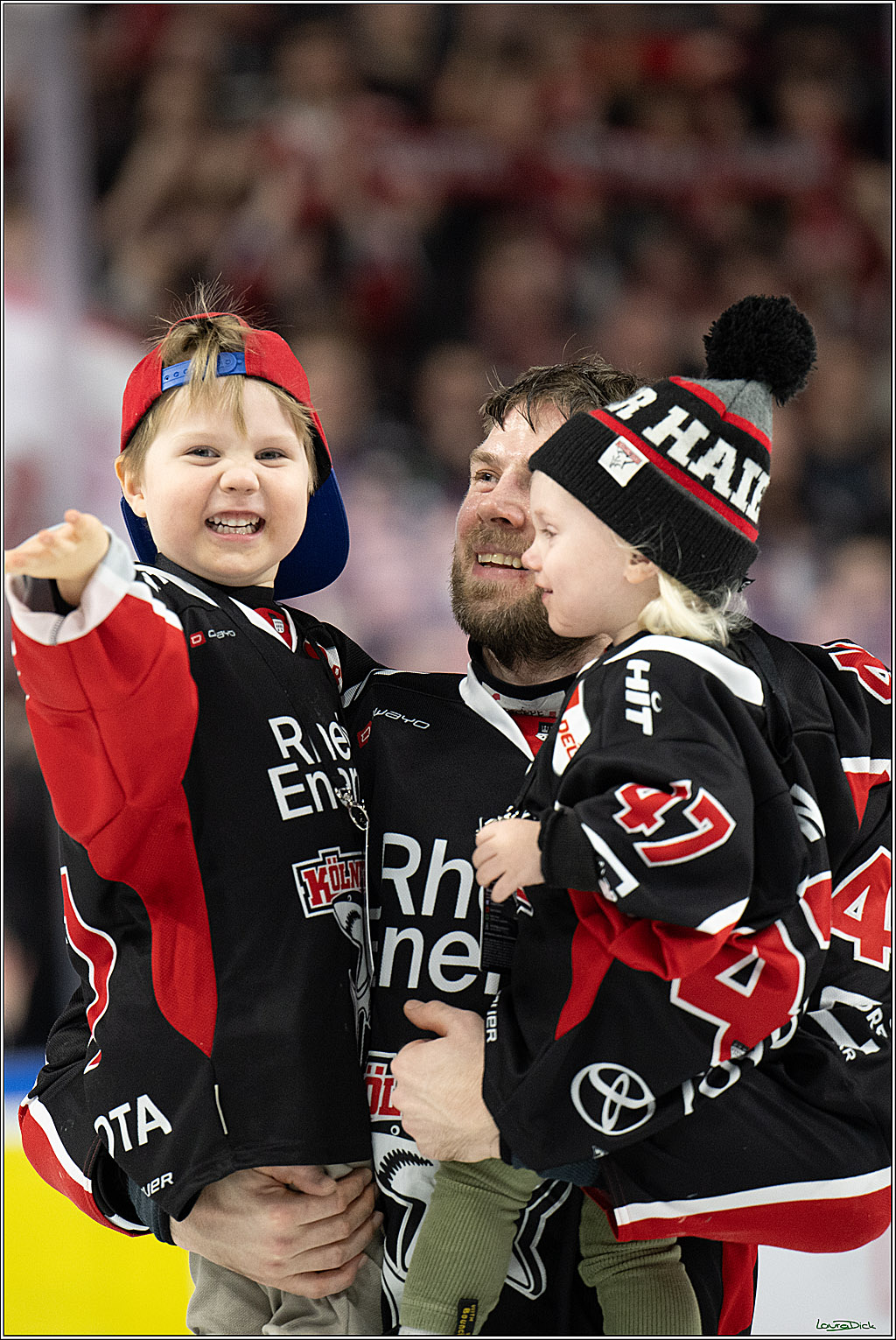 PENNY DEL; Koelner Haie-Duesseldorfer EG ; Koeln, 16.02.2025